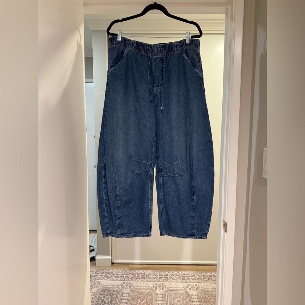 Gap Barrel jeans